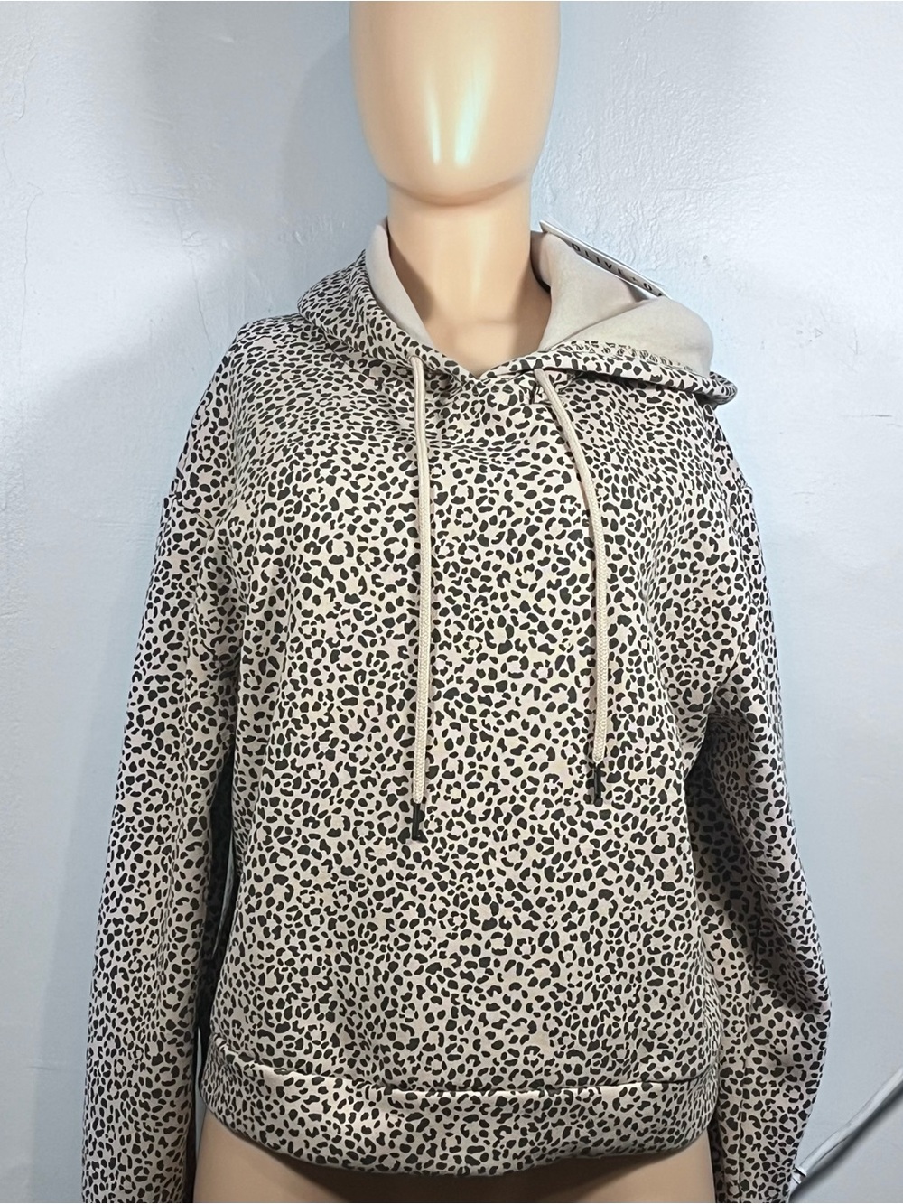 Olive & Oak Beige Leopard Print Hooded Pullover